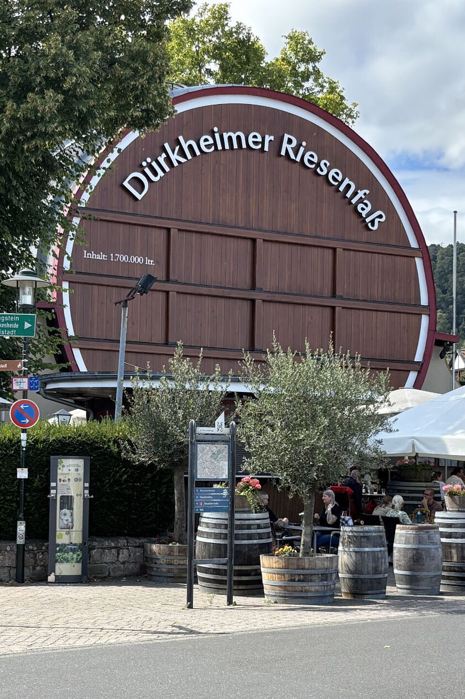 Dürkheimer Riesenfass Das Bild zeigt das Bad Dürkheimer Riesenfass