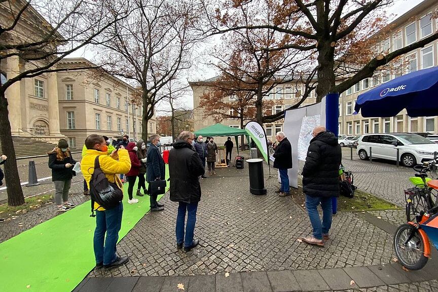 Übergabe der Forderungen für besseren Radverkehr
