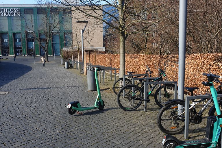 Standortvor­schlag: St.­ Nicolai­-Platz, Südseite zur Museumstraße